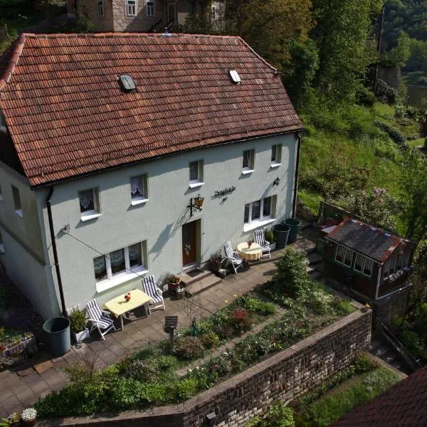 Haus Bergfriede, готель у місті Гінтергермсдорф