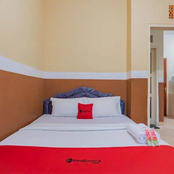 RedDoorz Plus At Grand Yustik Sukabumi, ξενοδοχείο σε Sukabumi
