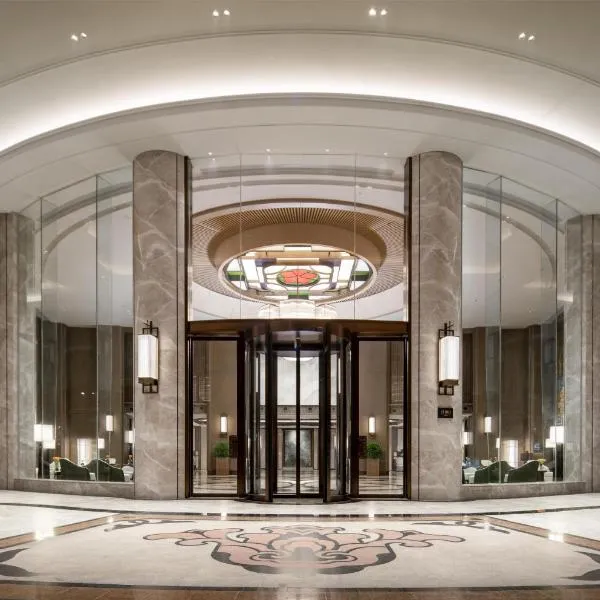 Yuexiu Hotel Guangzhou, Curio Collection by Hilton, hotel i Guangzhou