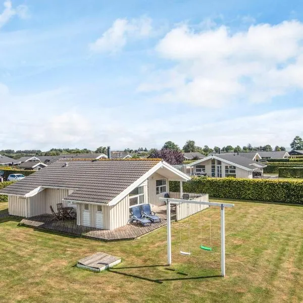 4 star holiday home in Haderslev, hotel a Flovt