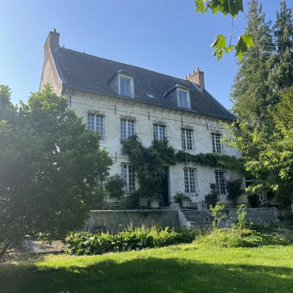 Maison de caractère, 2 chambres au calme, parking, hotel u gradu 'Rollancourt'