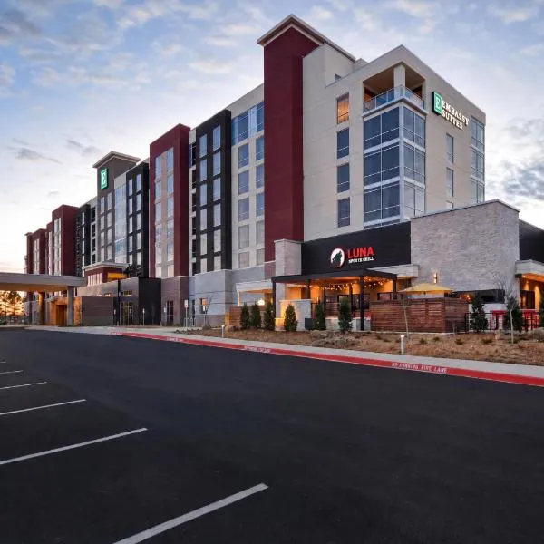 Embassy Suites by Hilton Jonesboro Red Wolf Convention Center, hotel en Jonesboro