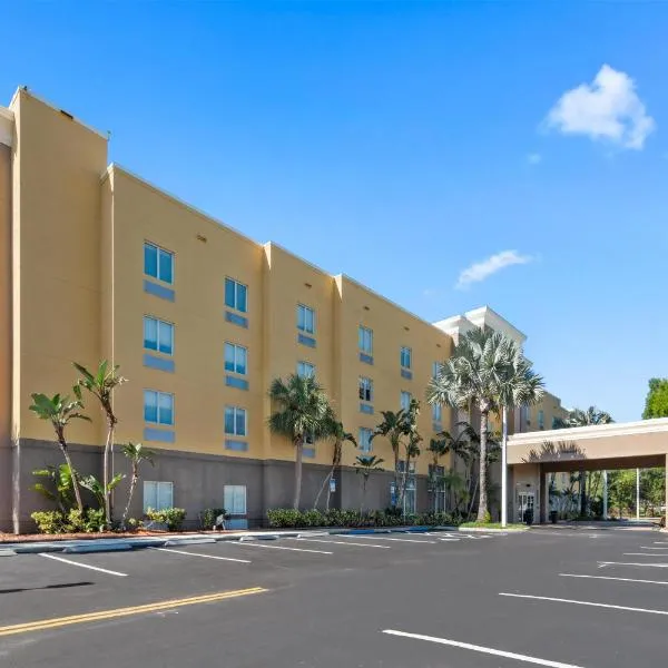 Hampton Inn & Suites - Fort Pierce, hotel di Fort Pierce