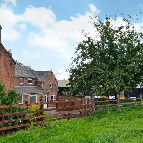 Hillside Cottage، فندق في Hanmer