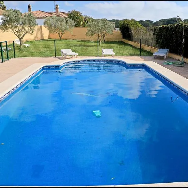 Bungalow en complejo I, hotel en Conil de la Frontera