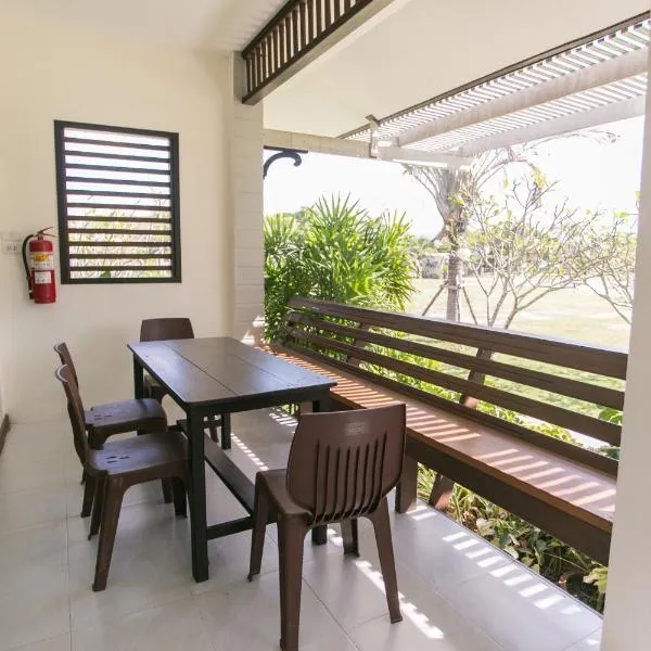 Nisasiri Boutique Resort, hotel v destinaci Laem Sing