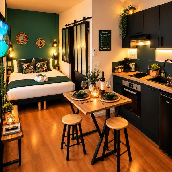 L'escapade étoilés avec terrasse et parking privé、Andancetteのホテル