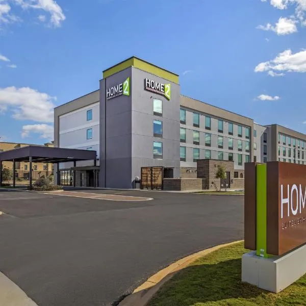 Home2 Suites By Hilton Calera، فندق في Calera