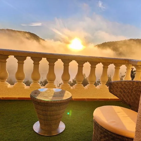 Ma villa au bord de l'eau: Miremont şehrinde bir otel