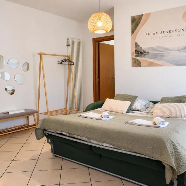 Casa Segantini - Relax Apartment 2, хотел в Арко