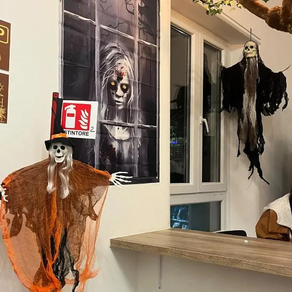 Monkey Hostel Milano, hotell i Milano
