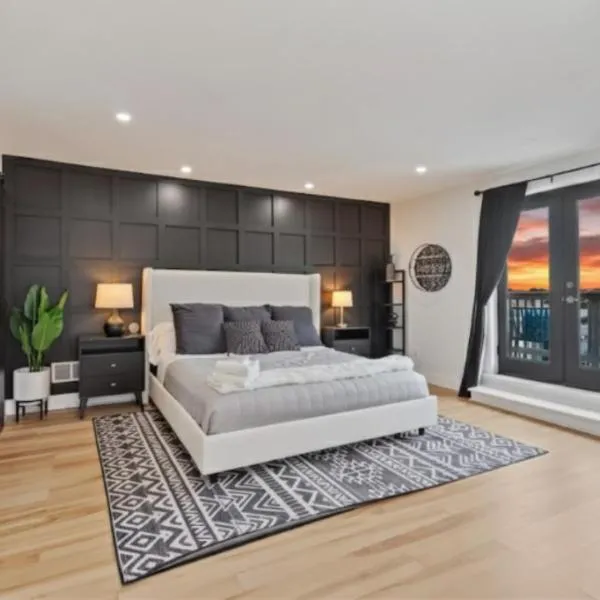 3BR Stylish Retreat, Minutes from Downtown Pittsburgh, Free 3-Car Parking、ピッツバーグのホテル