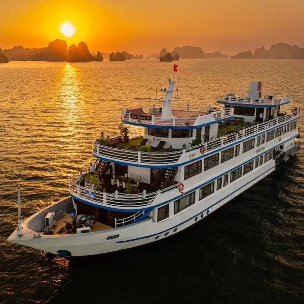 Swan Bai Tu Long - Ha Long Bay Cruise: Bai Chay şehrinde bir otel