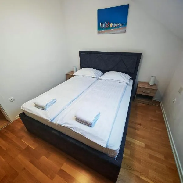 Apartman Batuda Đurđevac,Self check in,5G, Parking,R1,FREE WELLNESS 150m od apartmana uključen u cijenu，Ðurđevac的飯店