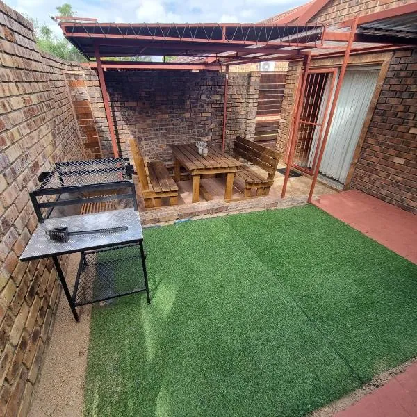 Kingfisher Hideaway, hotell i Nelspruit