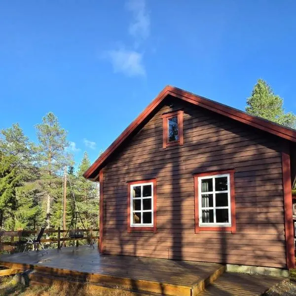 Tronstadbu- 1800s Cabin near Geirangerfjord & Slogen Hike, hotel u gradu 'Hellesylt'