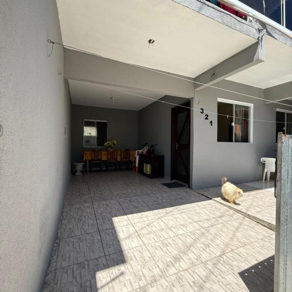 Apartamento térreo bem localizado ingleses