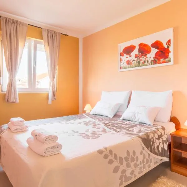 Apartment Boja, hotel em Biograd na Moru