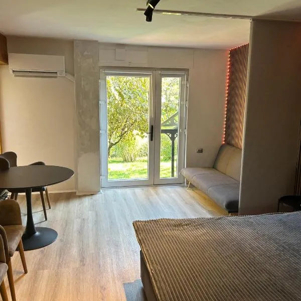 APARTMENT GAL, hotel din Novo Mesto