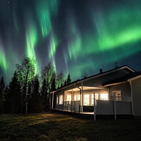 Pyhäranta and Aurora Hut Salla, хотел в Сала