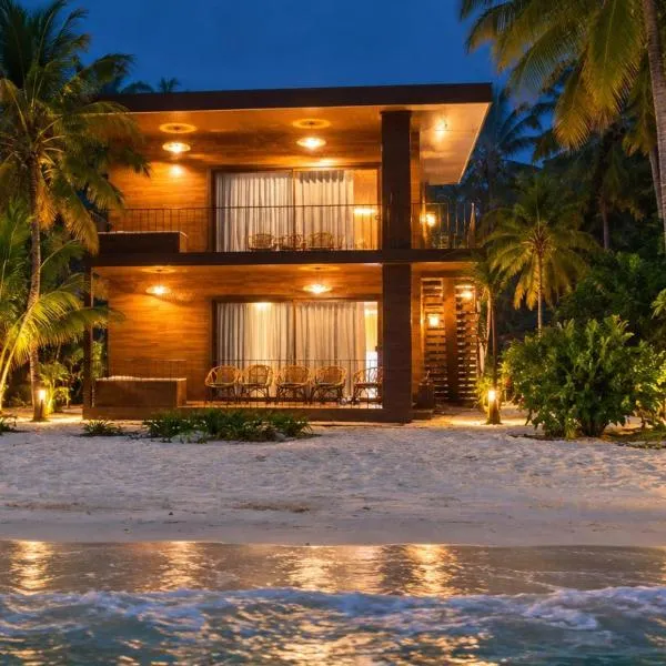 The Eastern Breeze Luxury Seashore Resort, Lakshadweep, India, хотел в Agatti