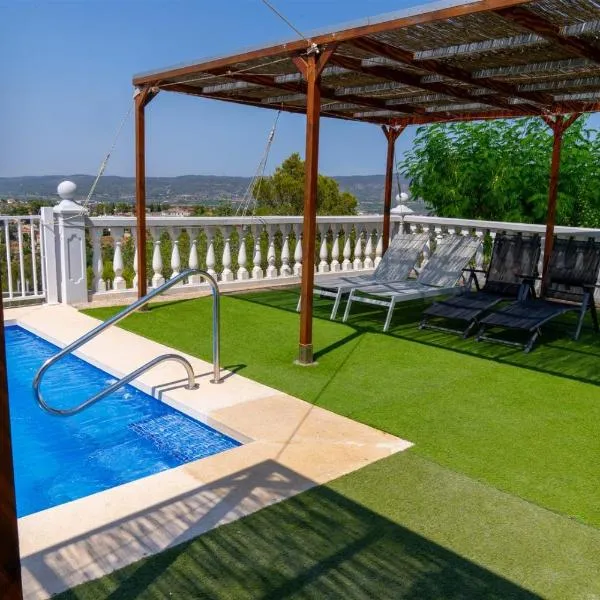 Exclusive Villa in Catadau: Pool & Private Gardens: Catadau şehrinde bir otel