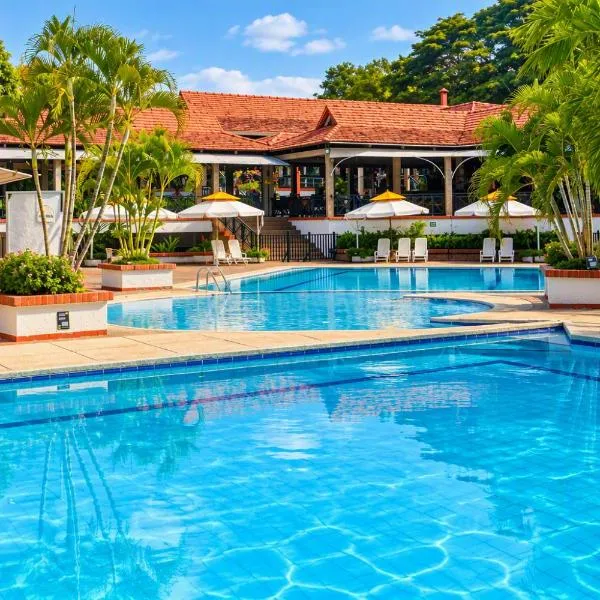 Hotel Girardot Resort by On Vacation, hotel in Girardot