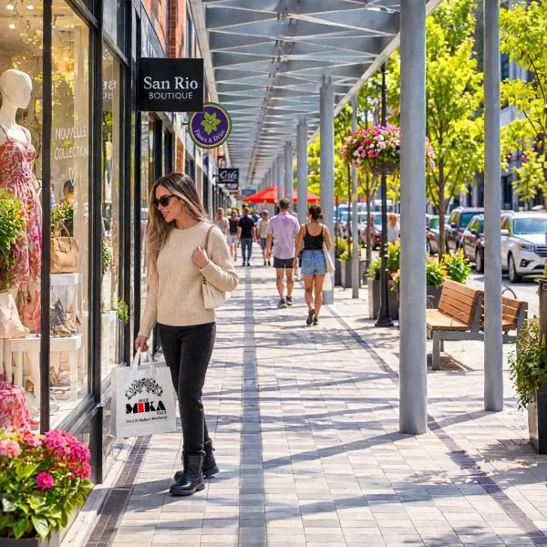 Shop & Stay Central 8, khách sạn ở Montréal