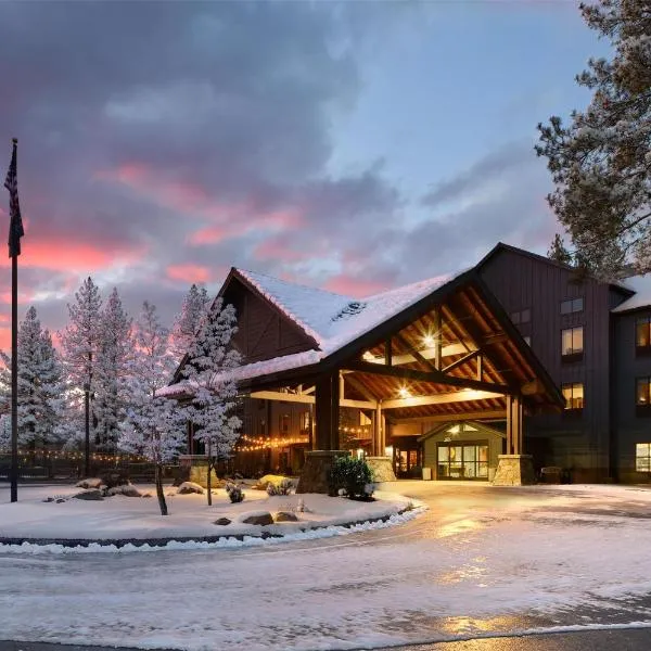 Martis Valley Lodge, Tapestry Collection by Hilton: Truckee şehrinde bir otel