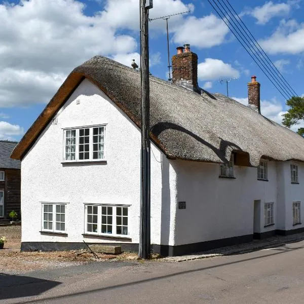 Glimsters Cottage, hotel a Kentisbeare