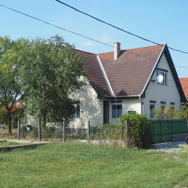 Privatzimmer Csikos, Hotel in Hortobágy