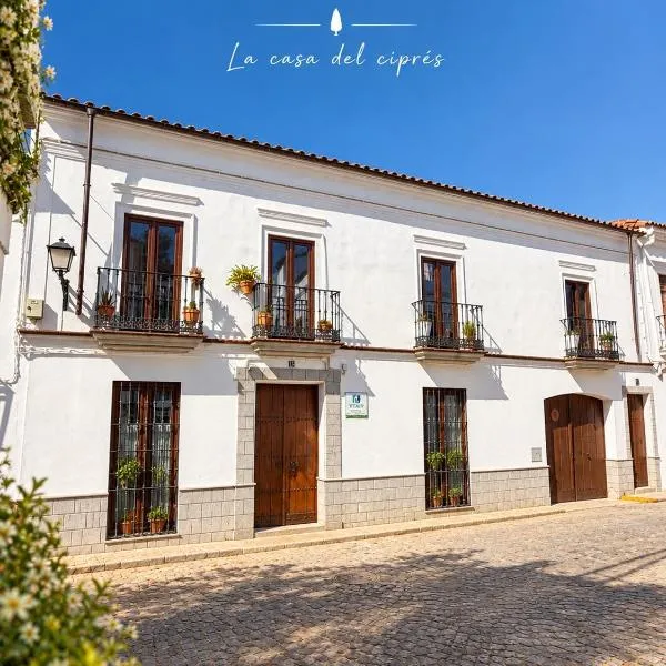Benafique La casa del Ciprés - refugio de calma en la Sierra de Huelva, hotel en Cortegana