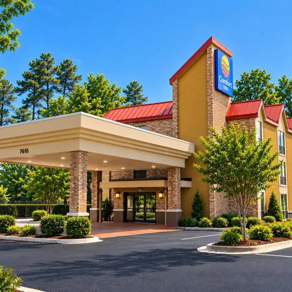 Comfort Inn & Suites Fuquay Varina, отель в городе Fuquay-Varina