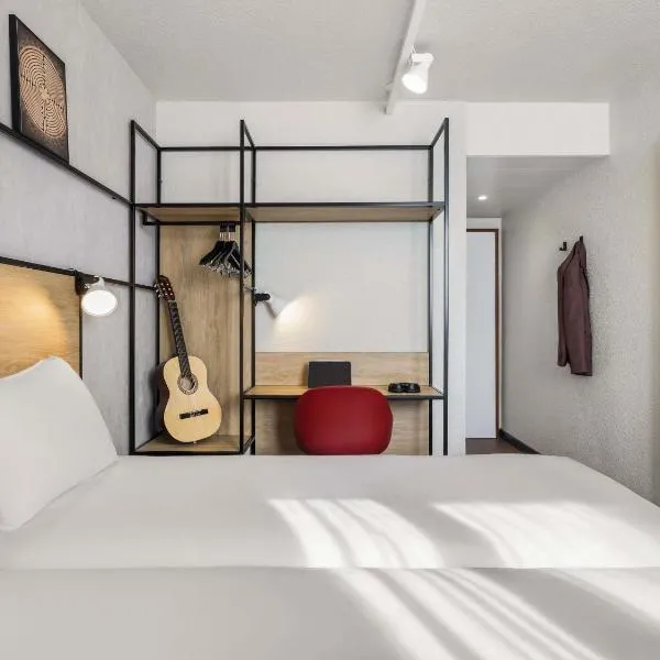 ibis Chartres Ouest Luce, hotel a Chartres