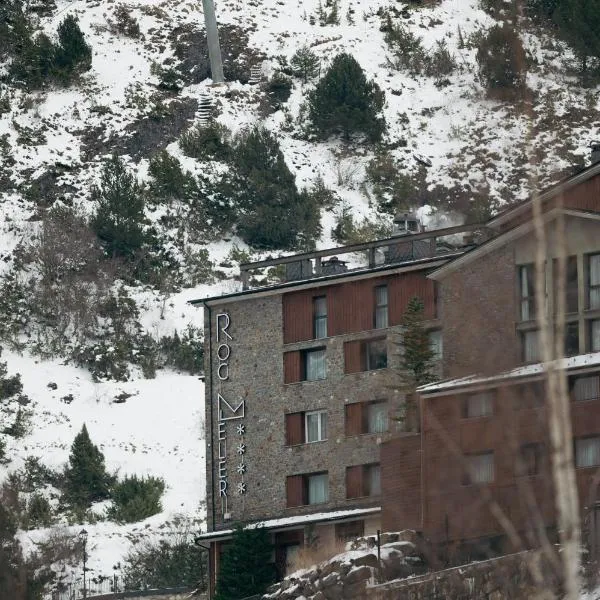 Hotel Roc Meler، فندق في كانيلو