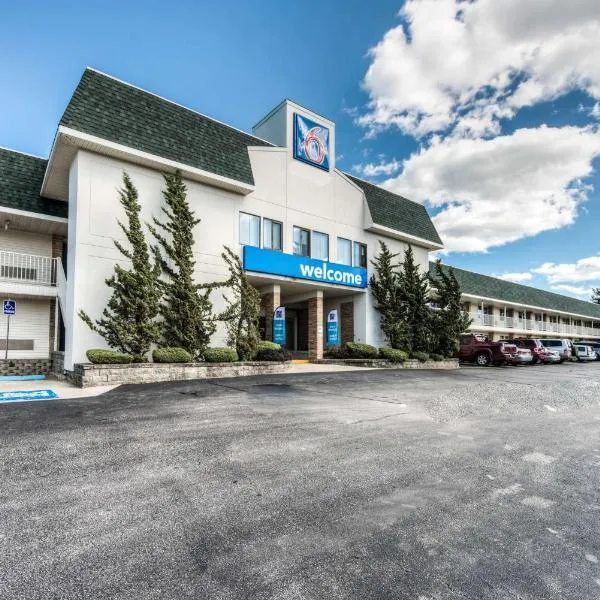 Motel 6-Niantic, CT - New London, готель у місті Waterford