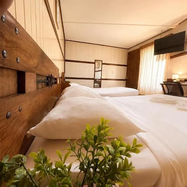 Hotel Don Roberto, hotel sa San Isidro