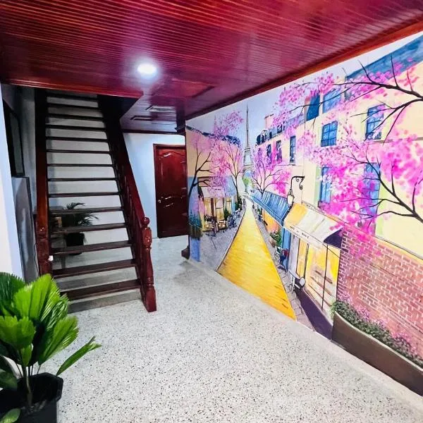 Hotel Aurea، فندق في فاليدوبار