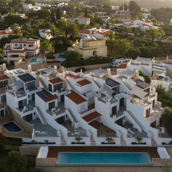 Casas de Carvoeiro by Sevencollection, hotell i Carvoeiro