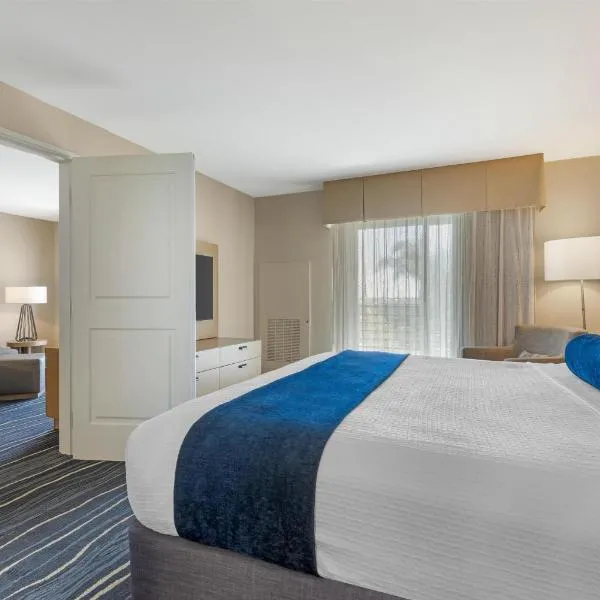 Best Western Plus Marina Gateway Hotel, hotel sa National City