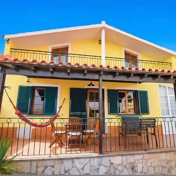 A House near CR7 Museum Madeira, khách sạn ở Funchal