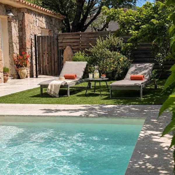Ogliastru - Maison en pierre avec piscine privée - Figari, hotel em Figari