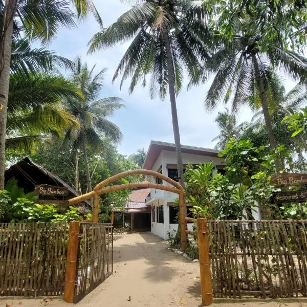 Big BamBoo Beach Resort Sipalay, готель у місті Сіпелей