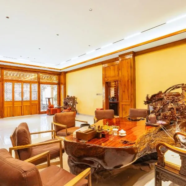 Floral Hotel Tealese Designer Villa,Lancang New Street, Lancang Ethnic Culture Park, hotell sihtkohas Lancang
