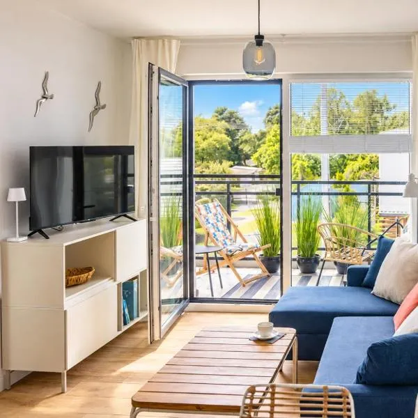 Apartament Morze, Klimat i Las by TriApart, hotel Jantarban