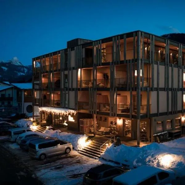 Hotel Christof, ξενοδοχείο σε Monguelfo