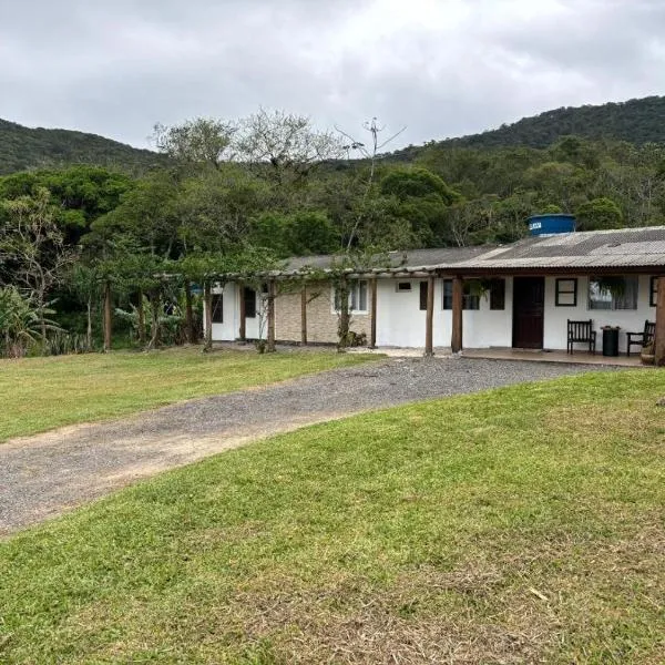 Fazenda Serramar - Chalés e Cabanas, hotel sa Palhoça