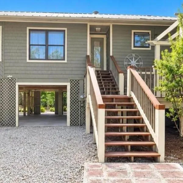 Our Anchor-Beach access, 3 BR, pet friendly, готель у місті Сент-Джордж-Айленд