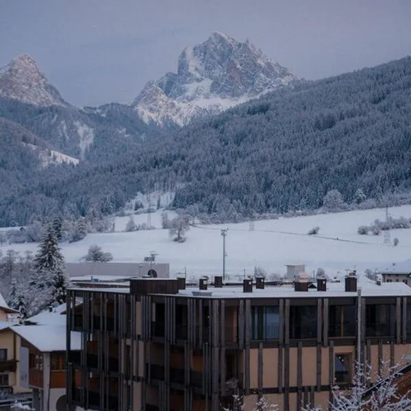 Hotel Christof, hotel en Monguelfo-Tesido