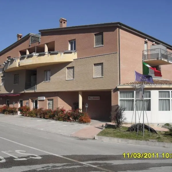 residence la collinetta, hotel u gradu Pianello
